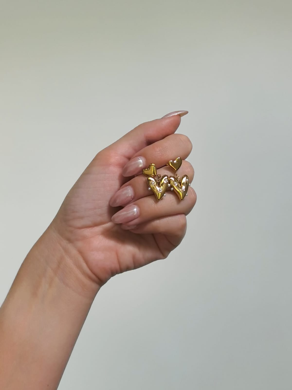 Amara Heart Earrings