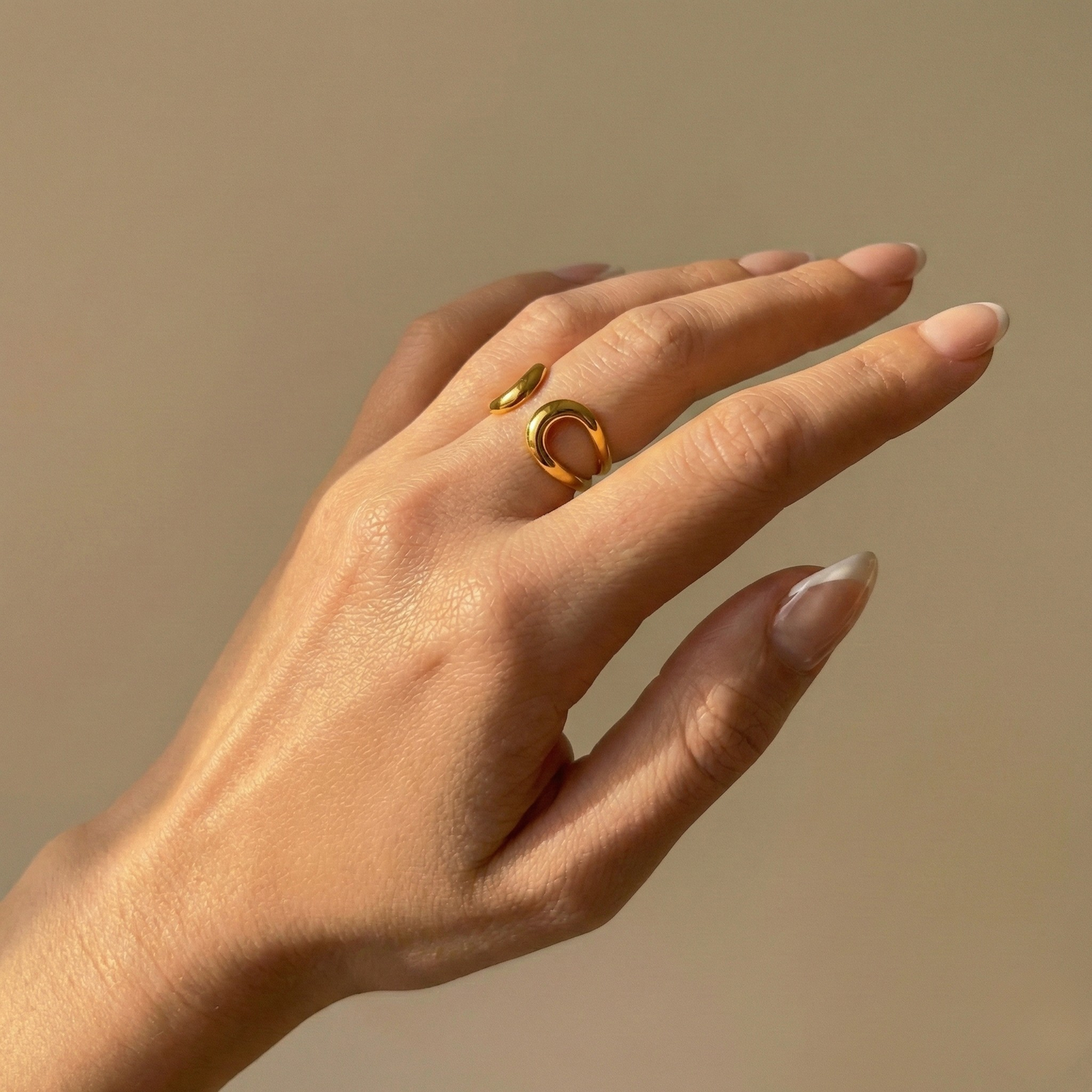 Muse of Motion Ring