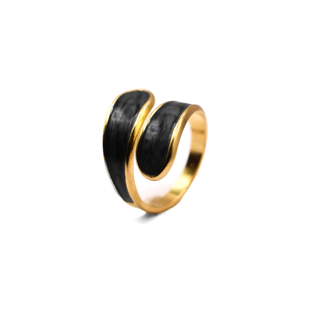 Modern Twist Ring